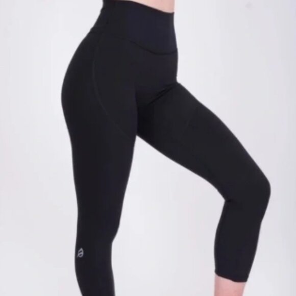 P'tula Pants - P"tula Black Leggings in Size L